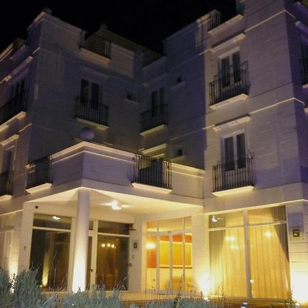 Hotel Madonna Delle Grazie Ceglie Messapica Bagian luar foto