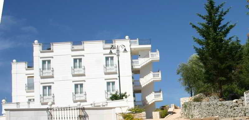 Hotel Madonna Delle Grazie Ceglie Messapica Bagian luar foto